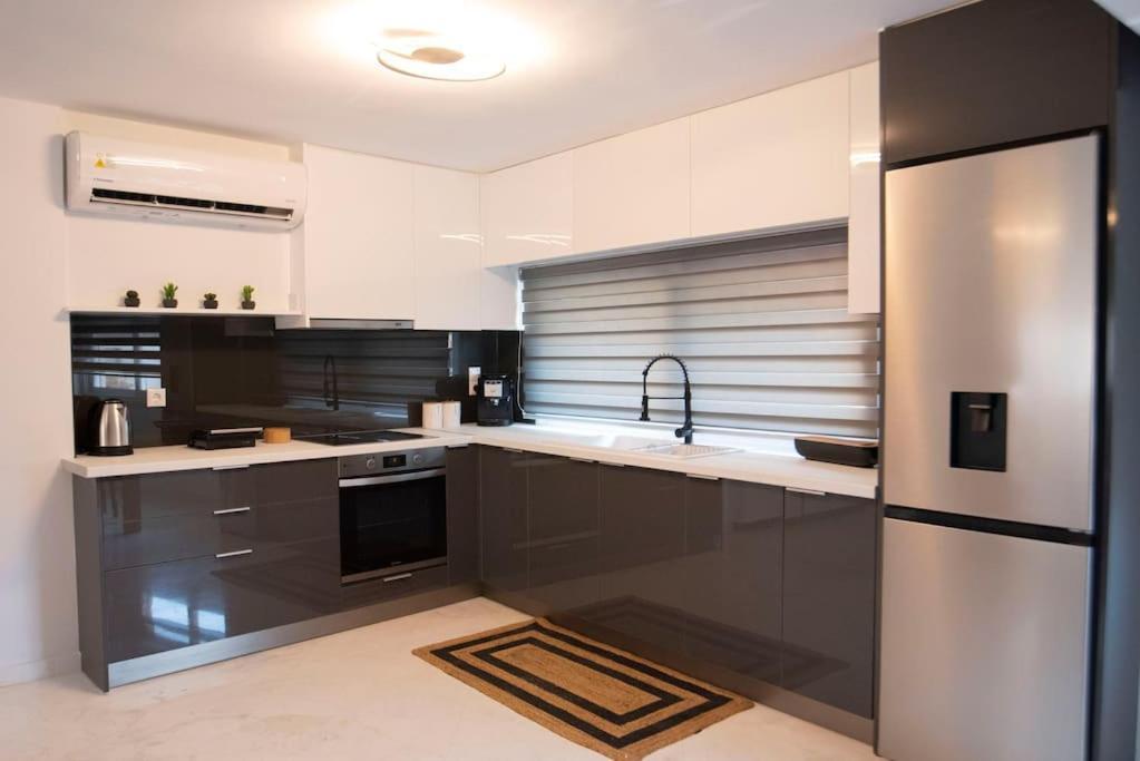 Mythos Home Ierápetra Eksteriør bilde
